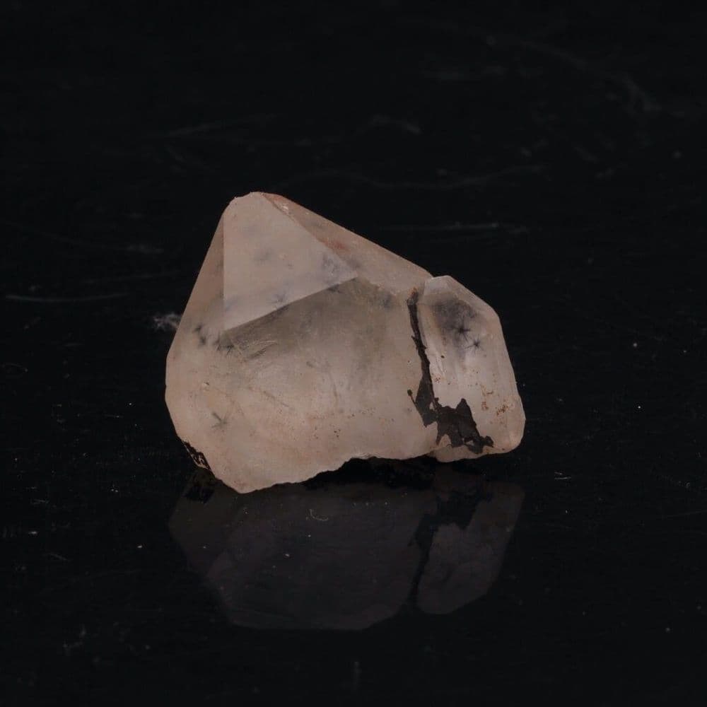 Hollandite in Quartz