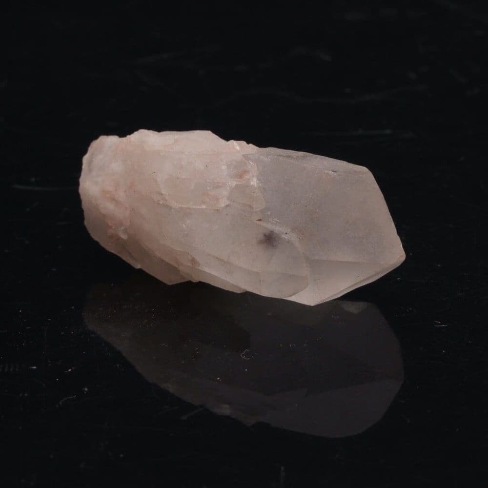Hollandite in Quartz