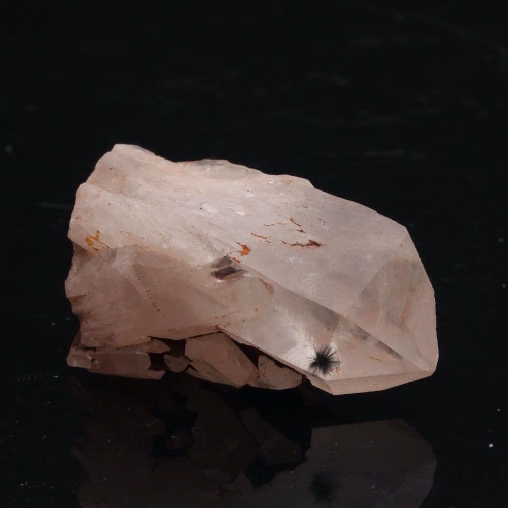 Hollandite in Quartz