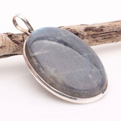 Labradorite Pendant 4