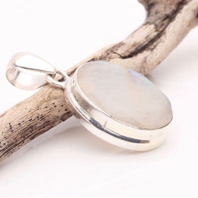 Moonstone Pendant 18