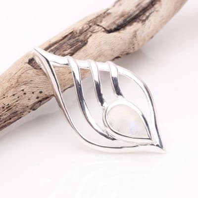 Moonstone Pendant 9