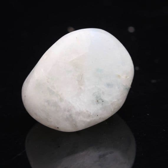 Rainbow Moonstone | Crystal for healing