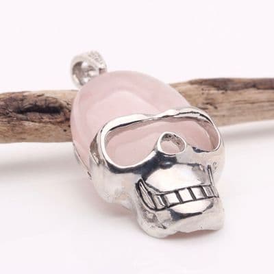 Rose Quartz Skull Pendant In Silver Alloy