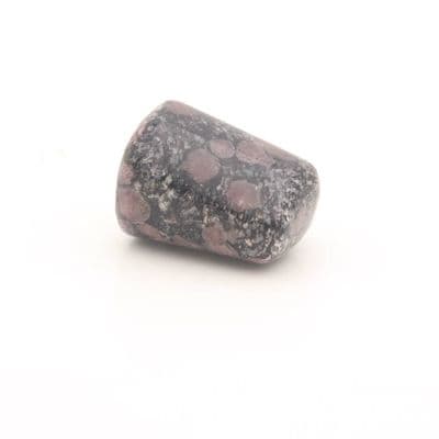 Spinel in Matrix 13