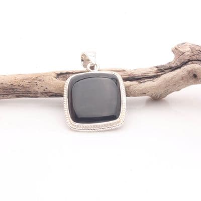 Whitby Jet Pendant 2