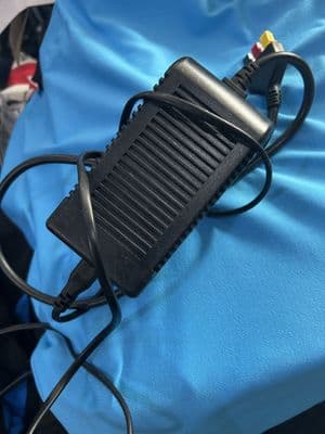 POWAKADDY FW CHARGER SECOND HAND