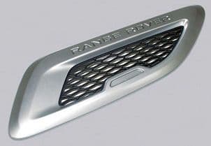 LR026593 - Bonnet Grille