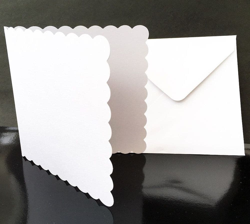 6" x 6" Scallop Edge Card Blanks & Envelopes 5 Pack