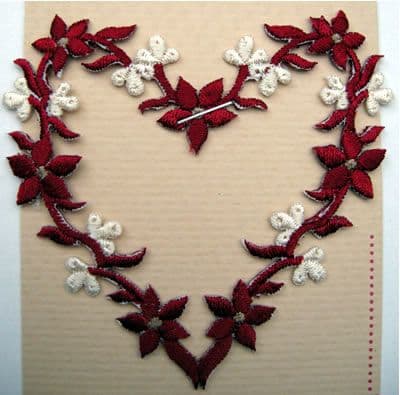 EMBROIDERED APPLIQUE MOTIF - FLORAL HEART RED