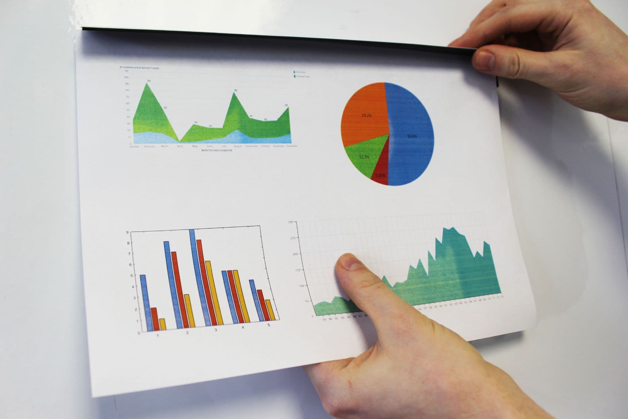 Magnetic Clip Document Display