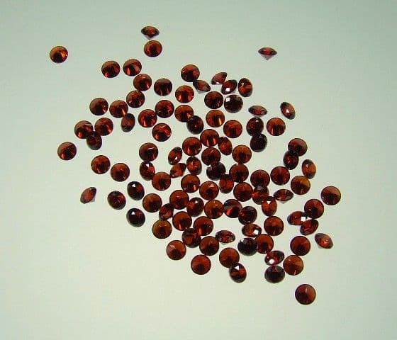 3.0mm Round Garnet Cubic Zirconia