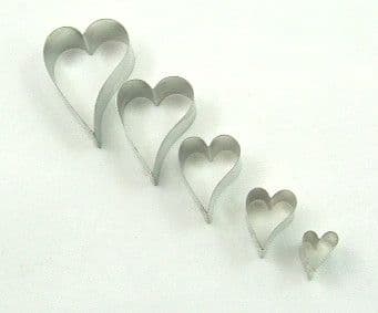 Wavy Heart Cutters set of 5
