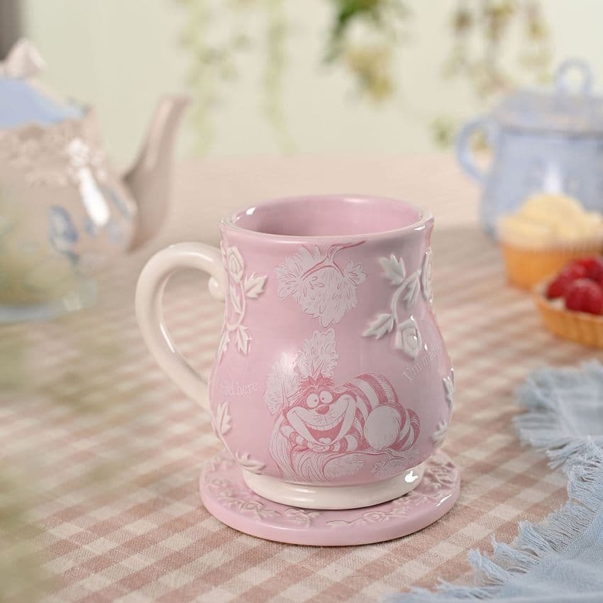 Disney The white rabbit from Alice In Wonderland collectors mug ...