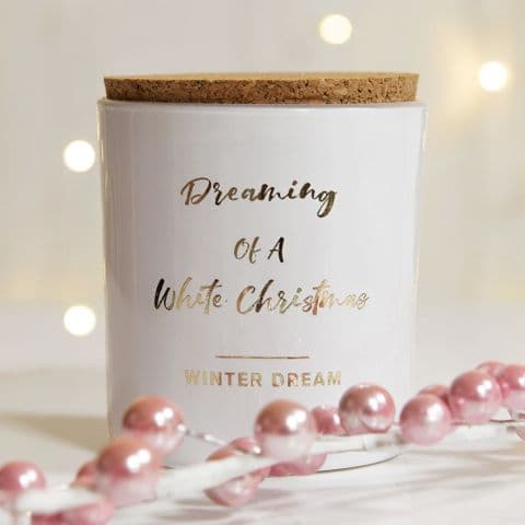 Fragranced Scented Christmas Candle Dreaming of a White Christmas