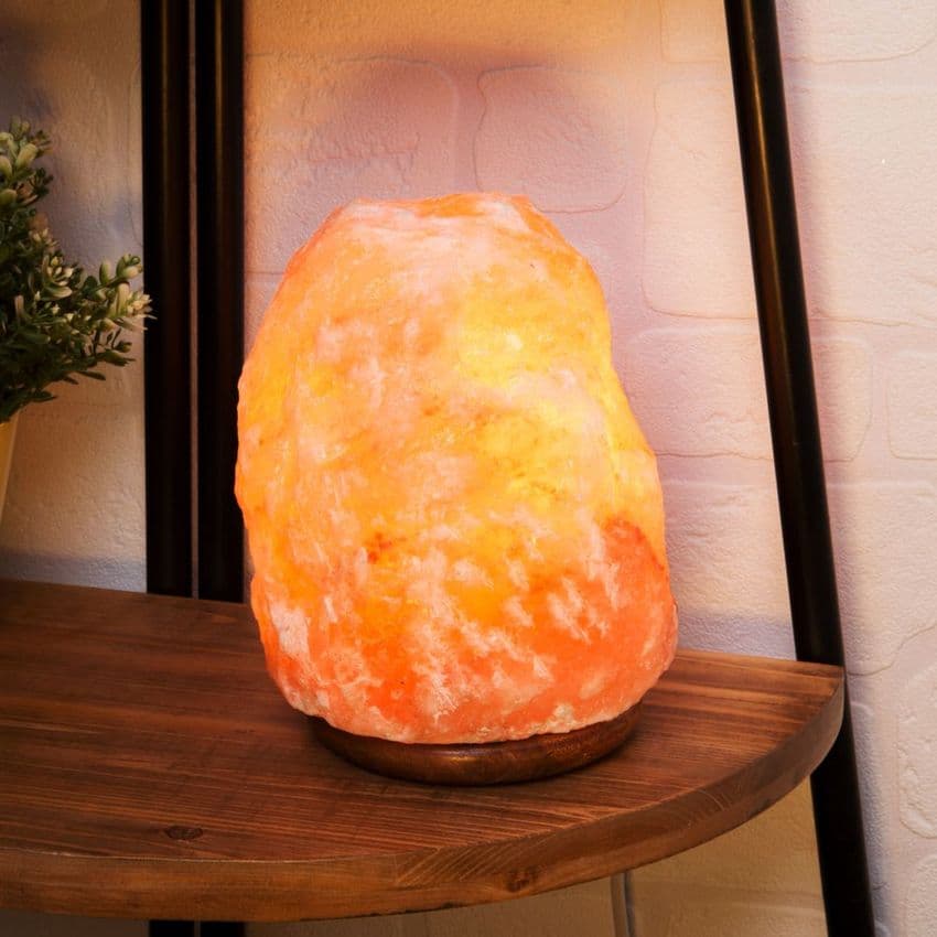 Health promoting natural Himalayan Rock Salt Lamp Large size 4-6 kg