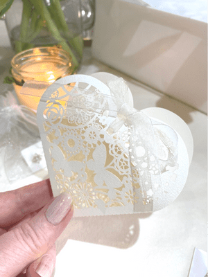 Lacy Ivory Heart Shaped Personalised Table Gift Favour With Choice Of Contents