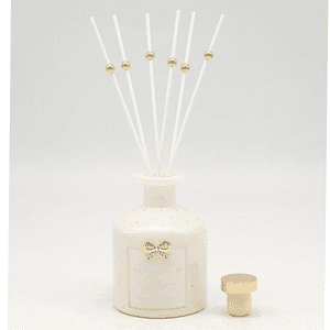Madelaine Hearts ‘All I Want for Christmas Is You’ White Snowdrop Diffuser