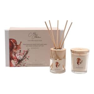 Meg Hawkins Squirrel Mini Candle and Diffuser Fir & Red Berry Gift Set