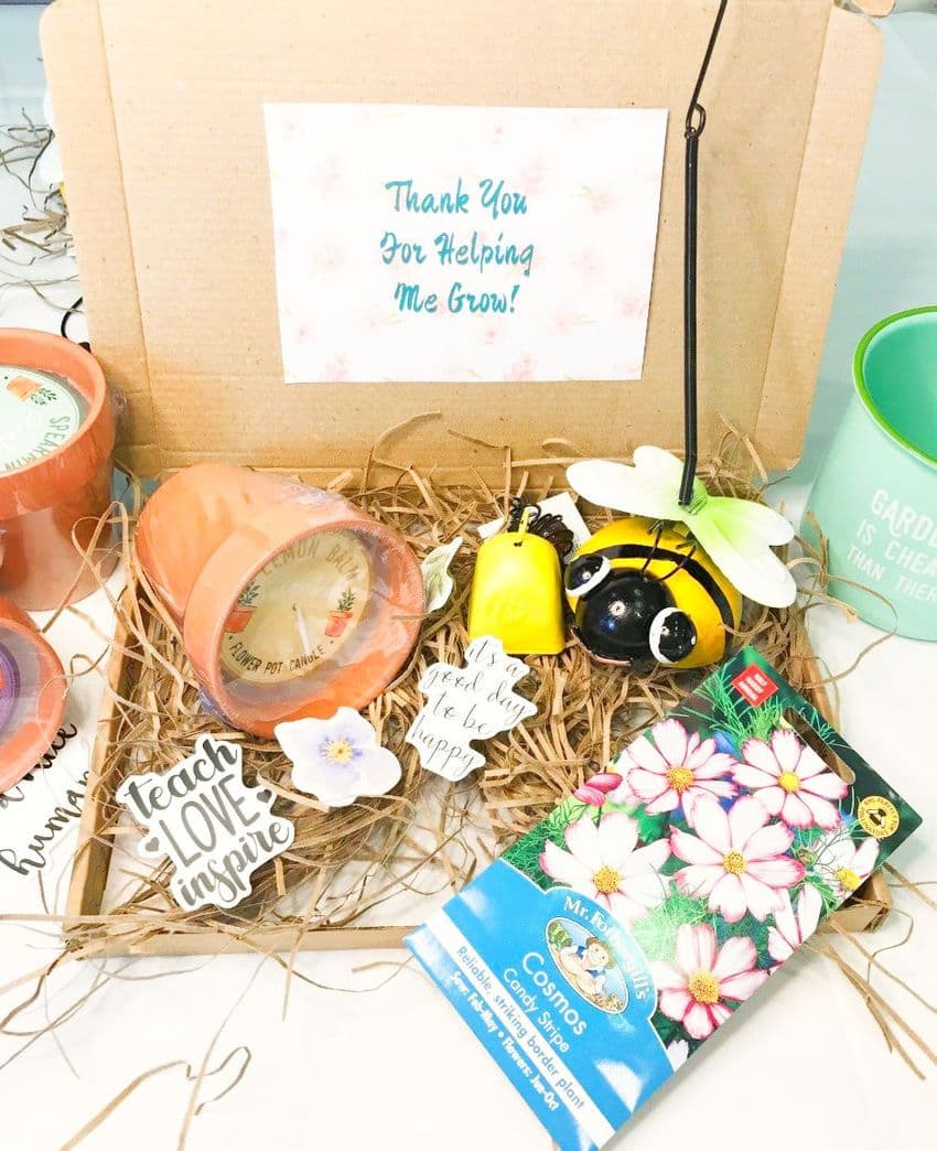 Garden Treat Gift Box For Teacher. Thanks For Helping Me Grow Gift Box. Therapeutic stress releif gardening inspired gift for teacher, mum, grandma and friend.