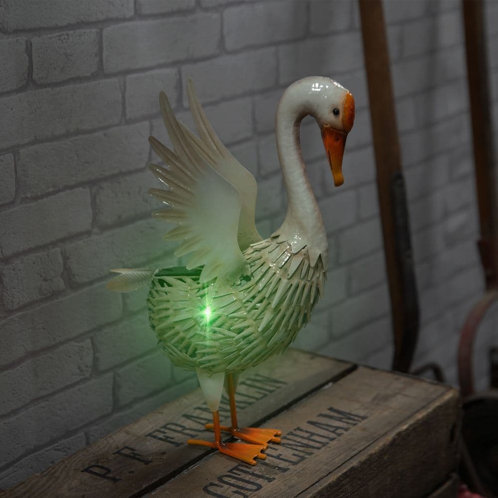White Metal Goose Garden Ornament Sculpture With Solar Powered Lights