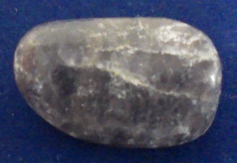 Iolite (1-2cm) x 1