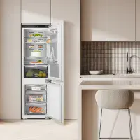 Hisense RB5B250SSWC1 Integrated 60/40 Total No Frost Fridge Freezer
