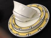 Beautiful AYNSLEY tea trio. Cup saucer and plate set