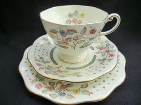 E Brain Foley China tea trio