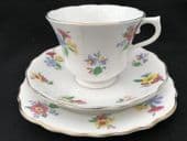 Vale tea trio Scattered flowers