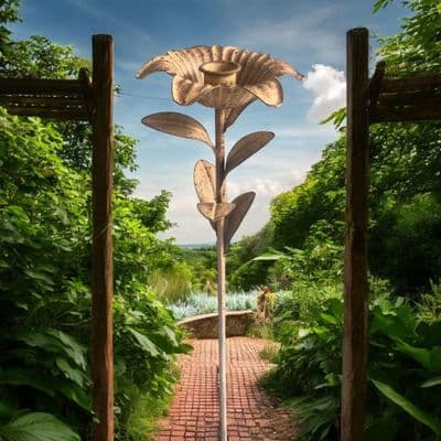 63CM GARDEN STAKE CANDLE HOLDER