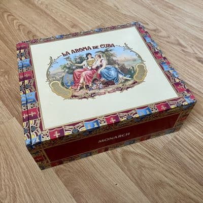 Empty La Aroma Cigar Box