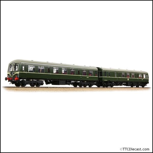 Bachmann 31-326B Class 105 2-Car DMU BR Green (Speed Whiskers) - OO Gauge