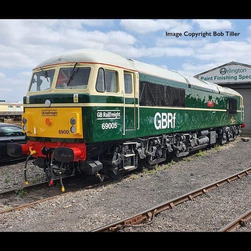 Bachmann 35-780 Class 69 69005 'Eastleigh' BR Green (Late Crest) (GBRf) OO Gauge - PRE ORDER £212.46