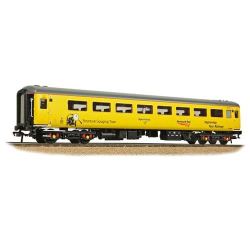Bachmann 39-682 BR Mk2F ex-TSO Structure Gauging Train Coach Network Rail Yellow, OO Gauge
