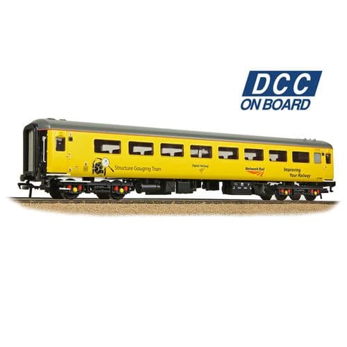 Bachmann 39-682DC BR Mk2F ex-TSO Structure Gauging Train Coach Network Rail Yellow OO Gauge *PRE ORDER £93.46*