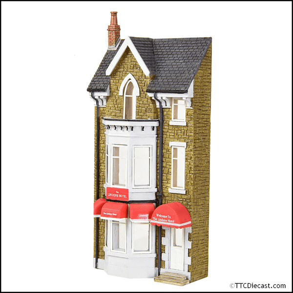 Bachmann 44-0207 Low Relief Lindene Hotel, OO Gauge