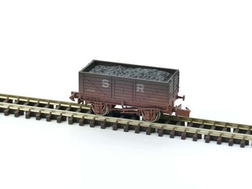 Dapol 2F-071-071 7 Plank Wagon SR 37445 Weathered N Gauge