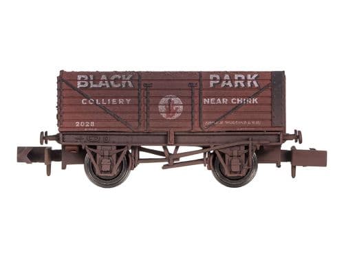 Dapol 2F-071-085 7 Plank Wagon Chirk 2028 Weathered N Gauge