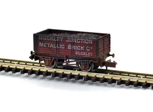 Dapol 2F-071-089 7 Plank Wagon Buckley Junction 24 Weathered N Gauge