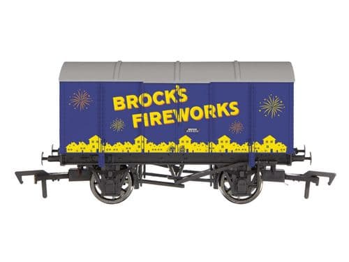 Dapol 4F-013-182 Gunpowder Van Brocks Fireworks Weathered OO Gauge