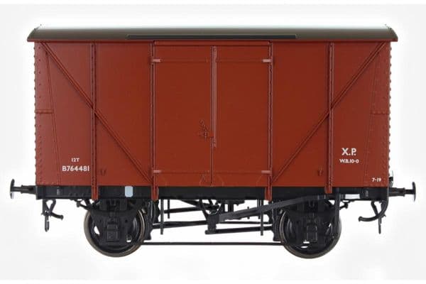 Dapol 7F-056-018 BR Standard Plywood Van Diagram 213 Bauxite B764481, O Gauge
