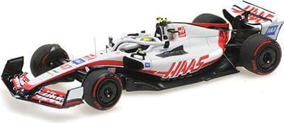Minichamps MIN 417 220147 Haas F1 Team VF-22 Mick Schumacher Bahrain GP 2022 1/43 Scale