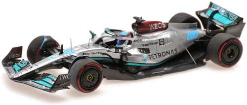Minichamps MIN 417 222163 Mercedes AMG Petronas F1 W13 E Performance Russell 1st Win Brazilian GP22