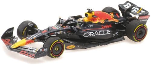 Minichamps MIN 417 222201 Oracle Red Bull Racing RB18 Max Verstappen Winner Abu Dhabi GP 2022 1/43