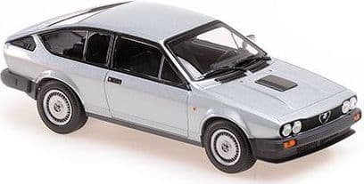 Minichamps MIN 940 120141 Alfa Romeo GTV 6 1983 Silver Metallic 1/43 Scale