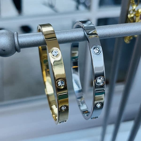 Designer inspired bangle - various colours