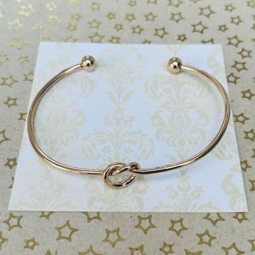 FREE GIFT: choose a gift