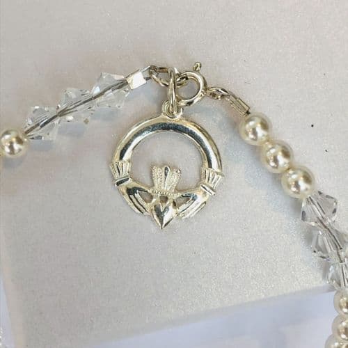 Holy Communion gift - claddagh bracelet