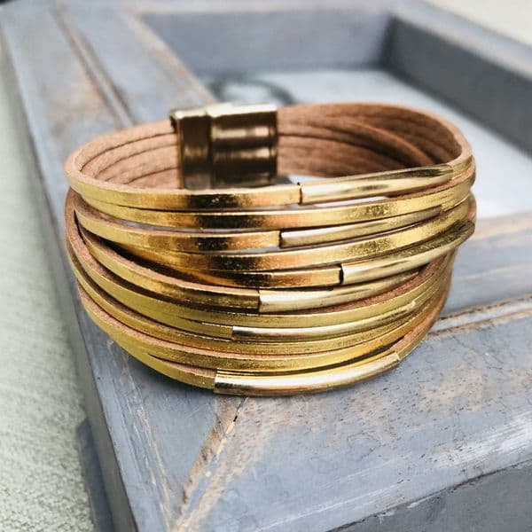 Leather bracelet - metallic gold strands